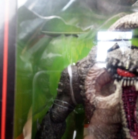 MCFARLANE SPAWN THE VIOLATOR 10" FIGURE MCFARLANE TOYS 2021 NIB - Picture 6 of 6